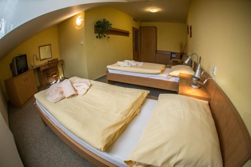 Hotel Na Jizni Přerov Εξωτερικό φωτογραφία