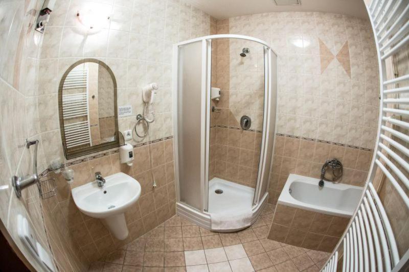 Hotel Na Jizni Přerov Εξωτερικό φωτογραφία