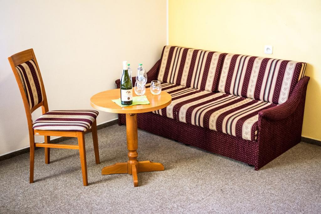 Hotel Na Jizni Přerov Δωμάτιο φωτογραφία