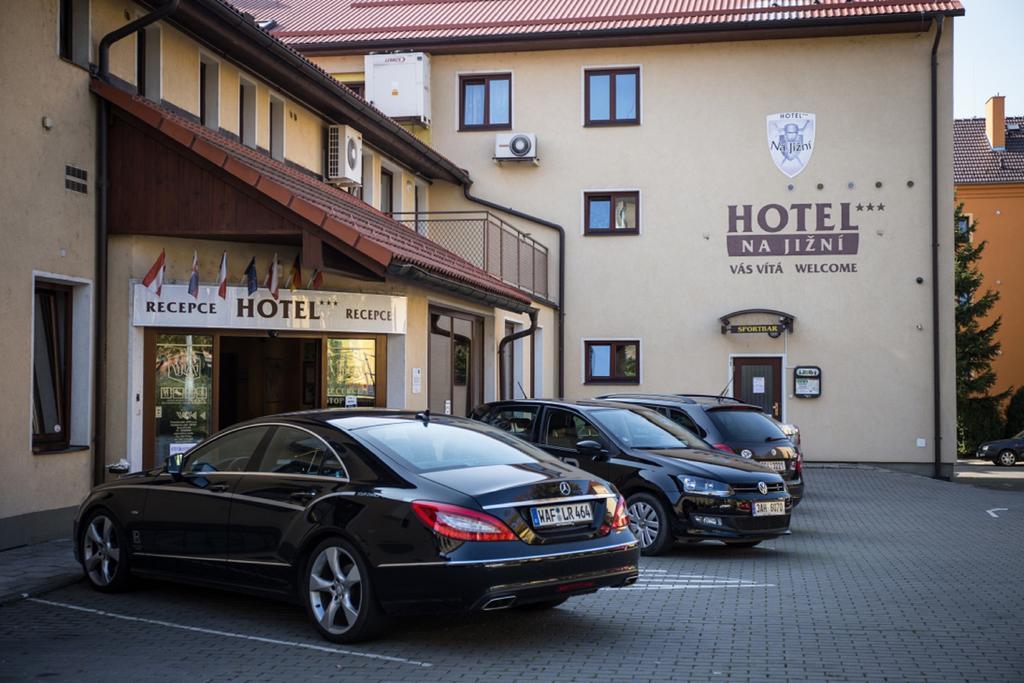 Hotel Na Jizni Přerov Εξωτερικό φωτογραφία