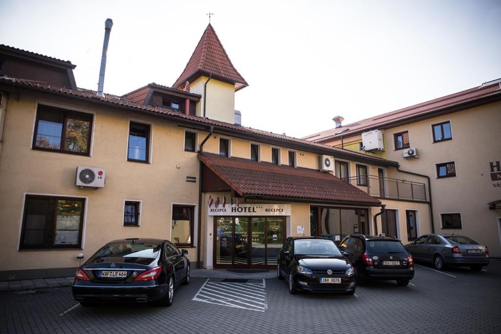 Hotel Na Jizni Přerov Εξωτερικό φωτογραφία