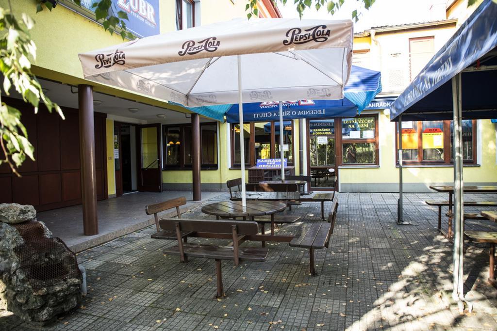 Hotel Na Jizni Přerov Εξωτερικό φωτογραφία