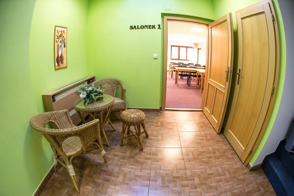 Hotel Na Jizni Přerov Εξωτερικό φωτογραφία