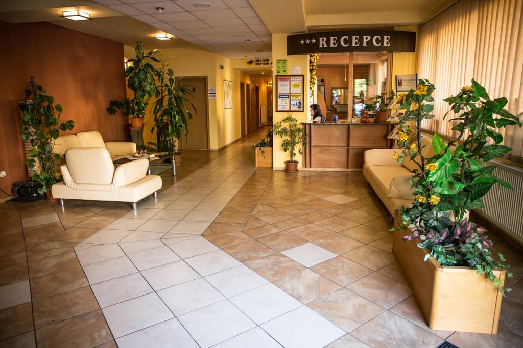 Hotel Na Jizni Přerov Εξωτερικό φωτογραφία