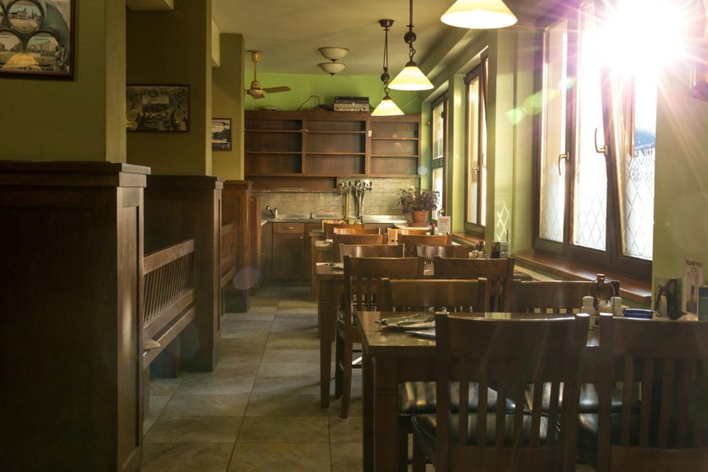 Hotel Na Jizni Přerov Εξωτερικό φωτογραφία